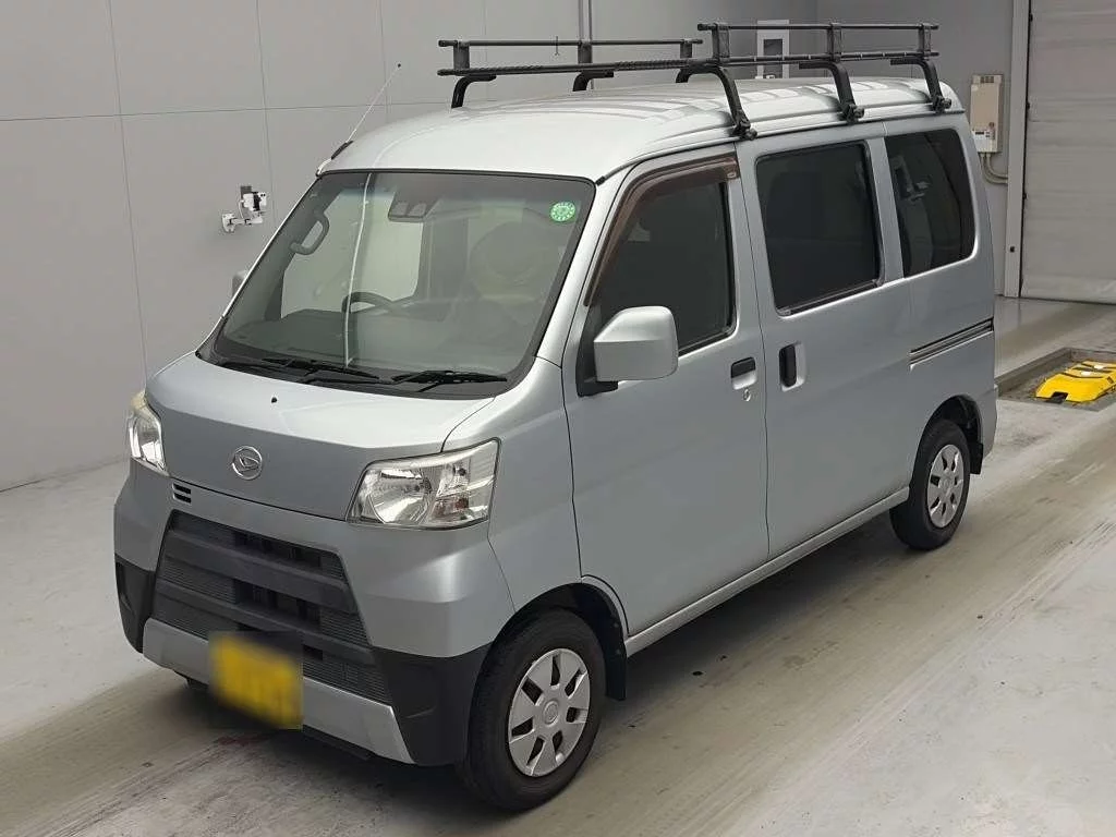 Daihatsu Hijet Cargo S321V 2018